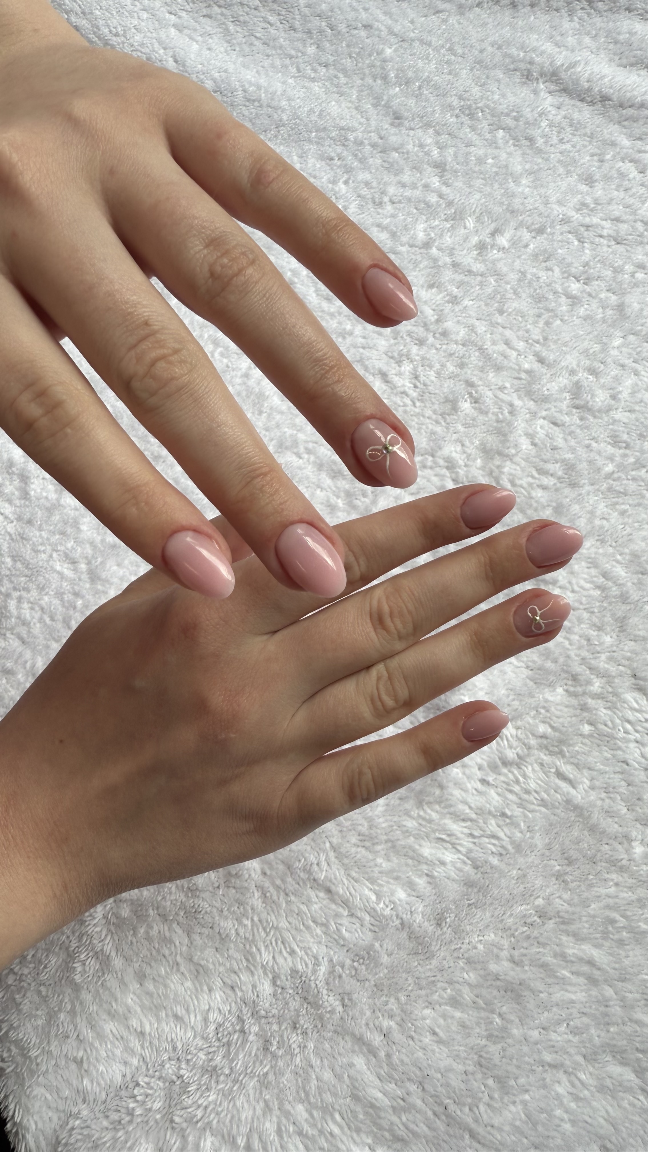 Для дівчат на руці пальцях, фото - Салон краси MD Beauty Expert