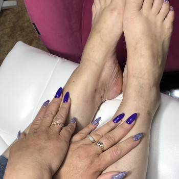 Манікюр, педикюр