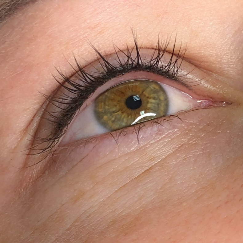 Міжвійка, фото - Майстер татуажу Оксана Логвиненко