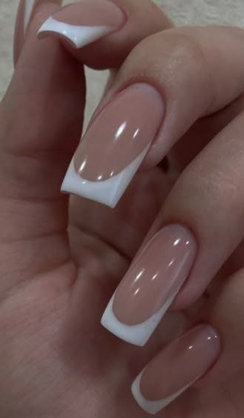 Французький манікюр френч гелевий, фото - Майстер манікюру Дар'я Базилевська