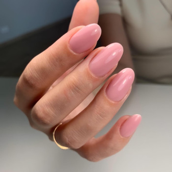 Нюдовый маникюр розовый на овальные ногти, фото - Мастер маникюра Анна Домбровская