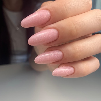 Ніжний манікюр нюдовий з блискітками, фото - Майстер манікюру Анна Домбровська