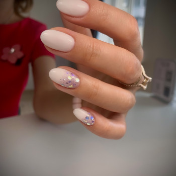 Білий манікюр ніжний нюдовий, фото - Майстер манікюру Анна Домбровська