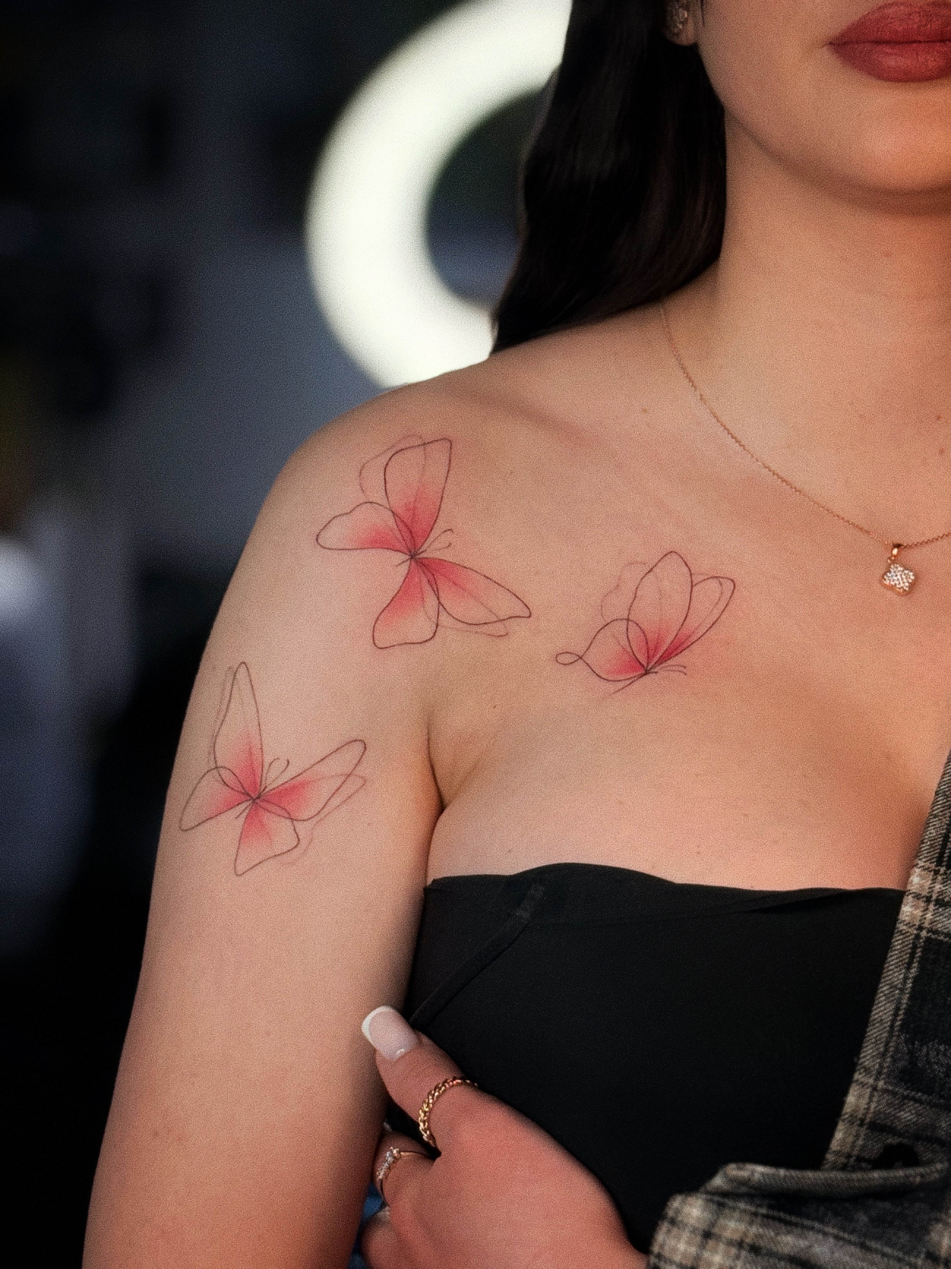 Для дівчат на плечі кольорові, фото - Тату салон Smile Tattoo