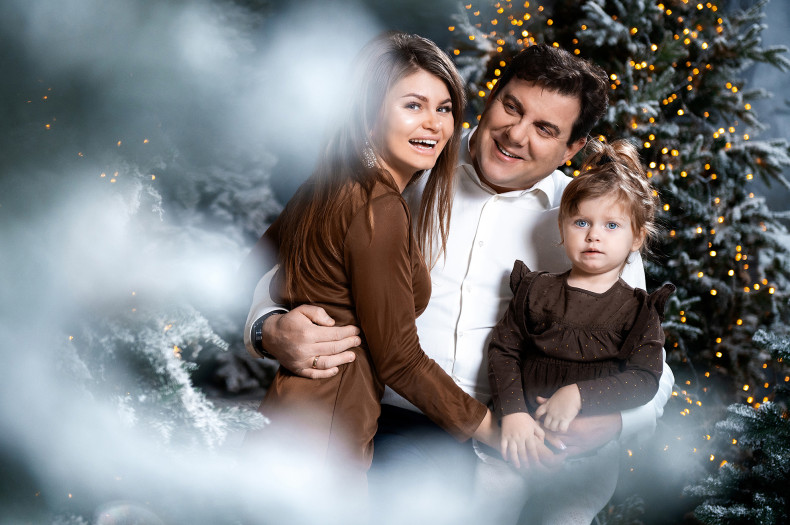 Новорічна фотосесія сімейна у студії, фото - Сімейний фотограф Олексій Єремєєв