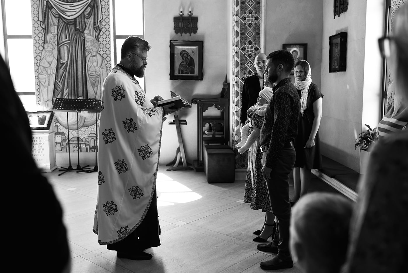 Фотосесія хрестин хрещення, фото - Сімейний фотограф Олексій Єремєєв