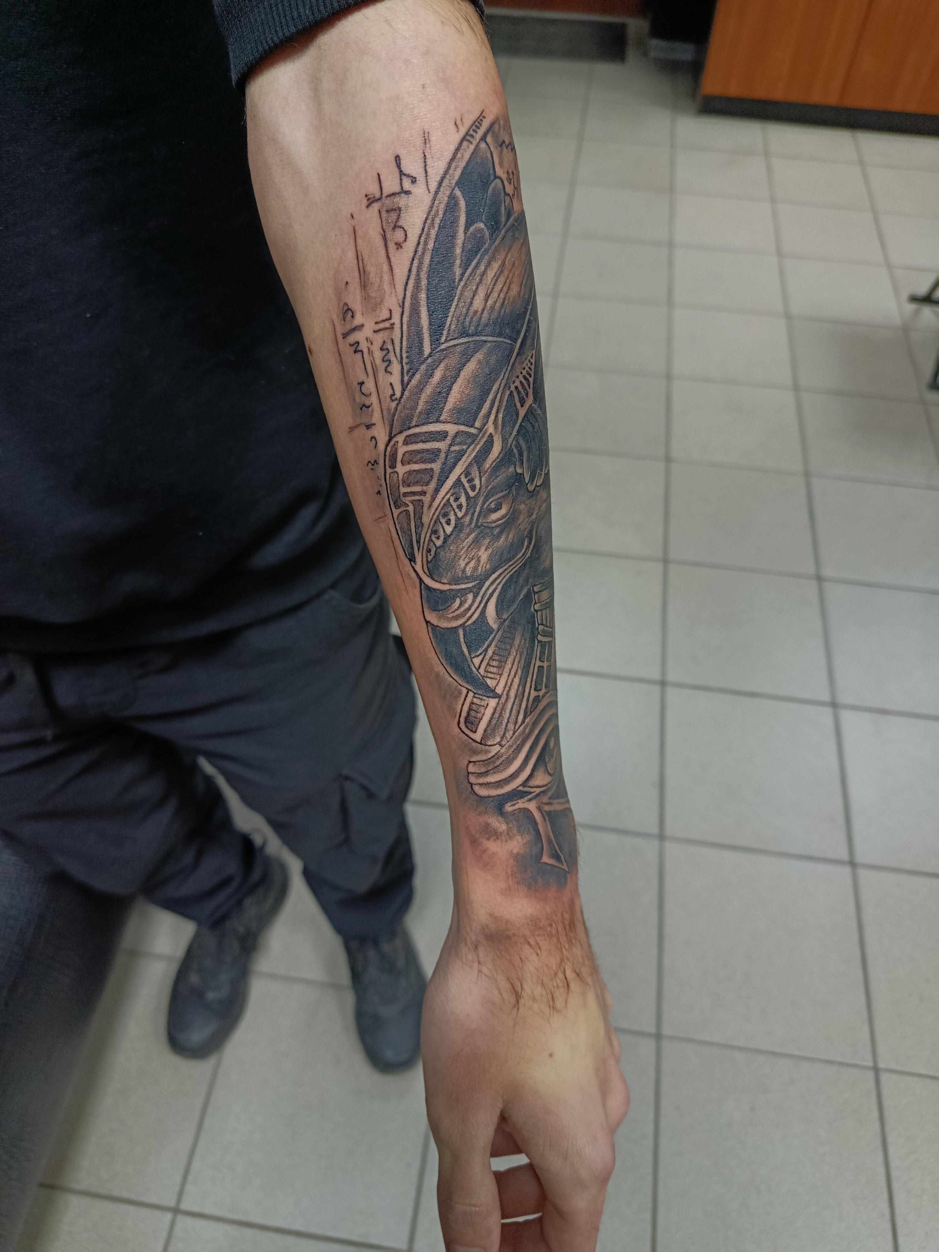 Для хлопців на передпліччі реалізм, фото - Тату майстер Дмитро Tattooin
