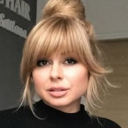 Парикмахер-колорист Светлана Ахмадулина на Barb.ua