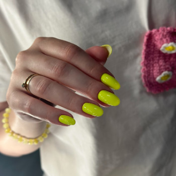 Фото с портфолио MMM Beauty Salon