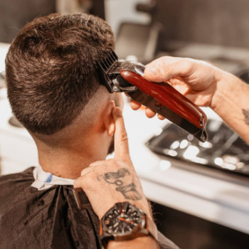 Фото с портфолио ICON BARBERS