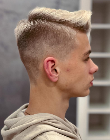 Мужская стрижка на средние волосы фейд, фото - Барбершоп ICON BARBERS