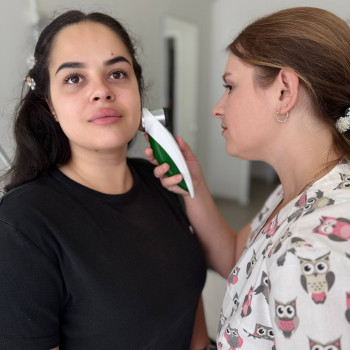 Дерматоскопія з DermoGenius 3 від DERMО SCAN -для більш точної діагностики ваших шкірних новоутворень.