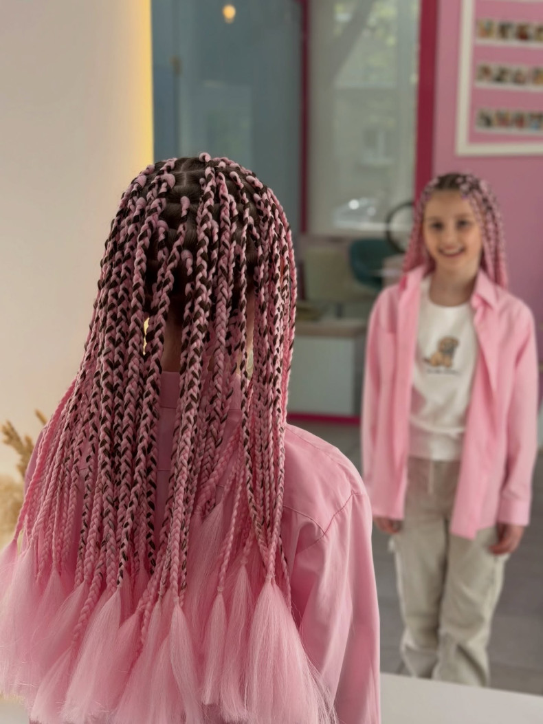 Дитяча стрижка плетіння волосся афроплетіння, фото - Салон краси Barber Kids