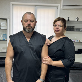 Фото с портфолио Mr and Mrs MNU MASSAGE SALONSALON