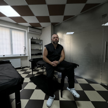 Фото с портфолио Mr and Mrs MNU MASSAGE SALONSALON