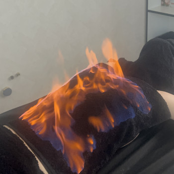 Фото с портфолио Mr and Mrs MNU MASSAGE SALONSALON