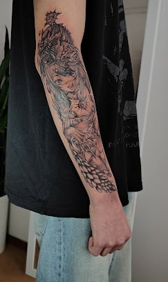 Для хлопців на передпліччі чорно-білі, фото - Тату салон Tattoo Code