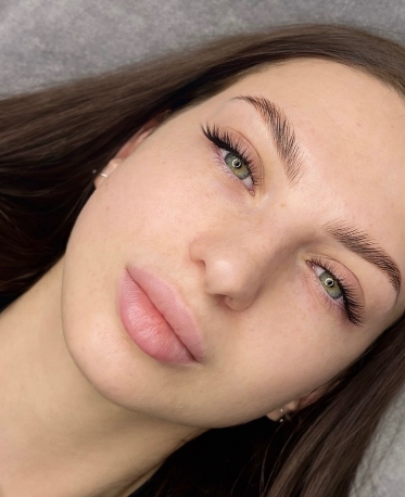 Наращивание ресниц 2д лисичка, фото - Студия красоты Beauty Hub
