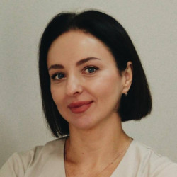 Ломова Юлія Юріївна