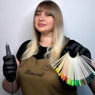 Мастер маникюра Альона Nails на Barb.ua