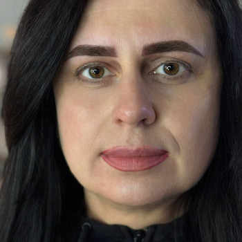 Пудрові брови одразу після послуги