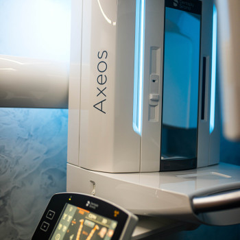 Сучасний та преміальний КТ-апарат Dentsply Sirona для точної діагностики