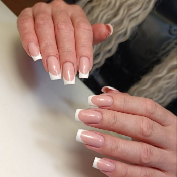 Фото с портфолио Franz nails bar