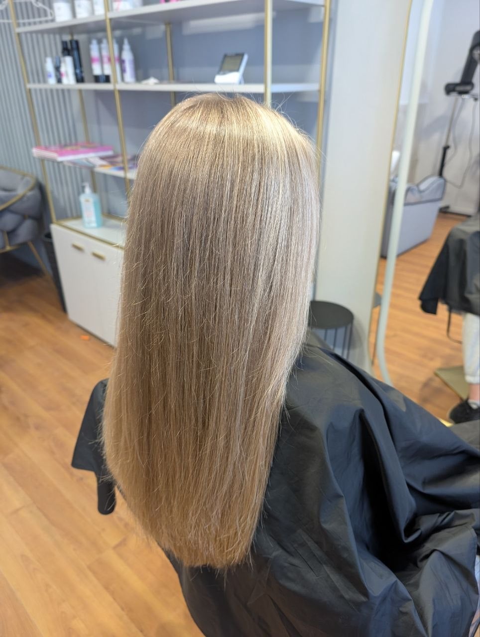 Стрижка на довге волосся укладка, фото - Студія краси Franz nails bar