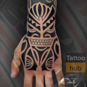 Фото с портфолио Tattoo hub
