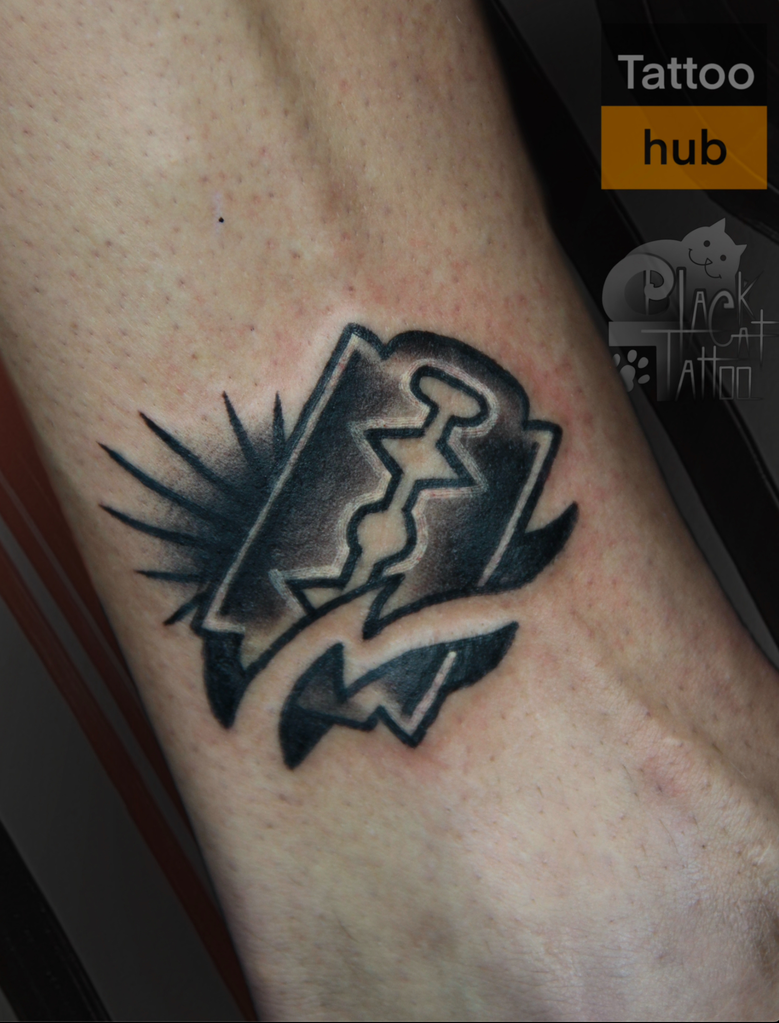 Бритва, фото - Тату салон Tattoo hub