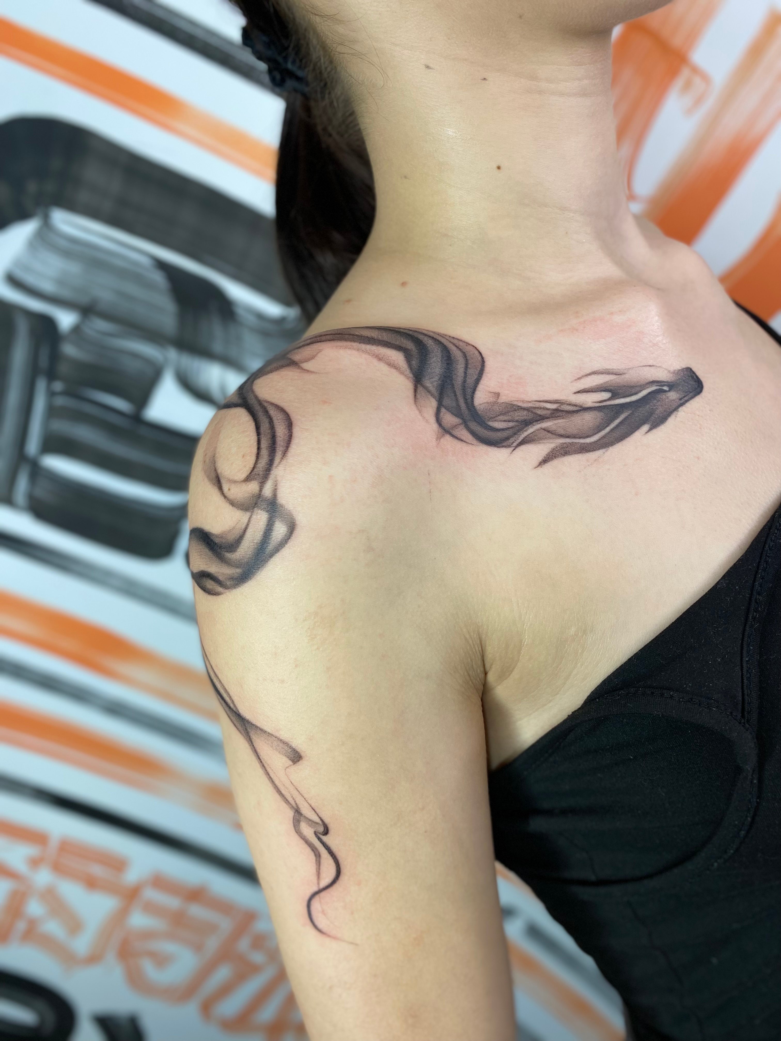 Тату Канів. Юлія Коловратова. tattoo hub., фото - Тату майстер Юлія Коловратова