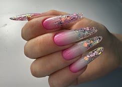 Маникюр с блестками розовый на длинные ногти, фото - Студия красоты Lemonade