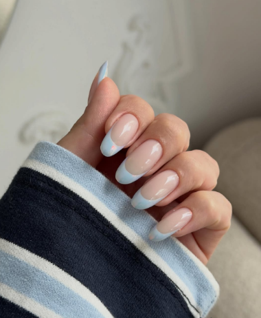 Ніжний манікюр французький на довгі нігті, фото - Нігтьова студія Studio Nail