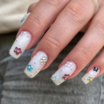 Фото с портфолио Nice Nail Studio