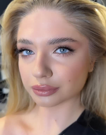 Легкий макияж глаз нюдовый, фото - Студия красоты Lure Beauty Space