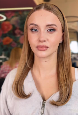 Стрижка на средние волосы женская до плеч, фото - Студия красоты Magic Studio