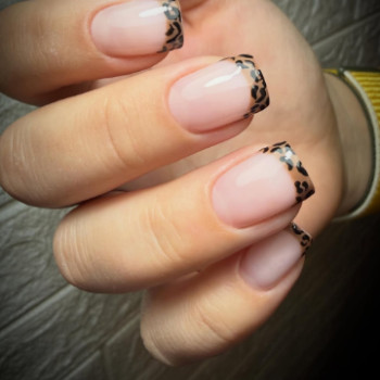 Фото с портфолио Batik Nails