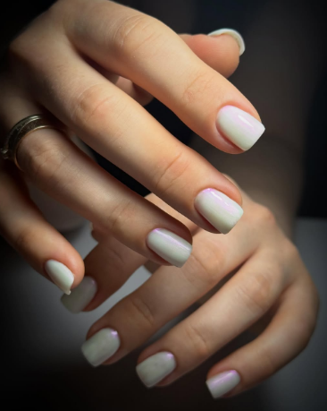 Білий манікюр ніжний на квадратні нігті, фото - Нігтьова студія Batik Nails