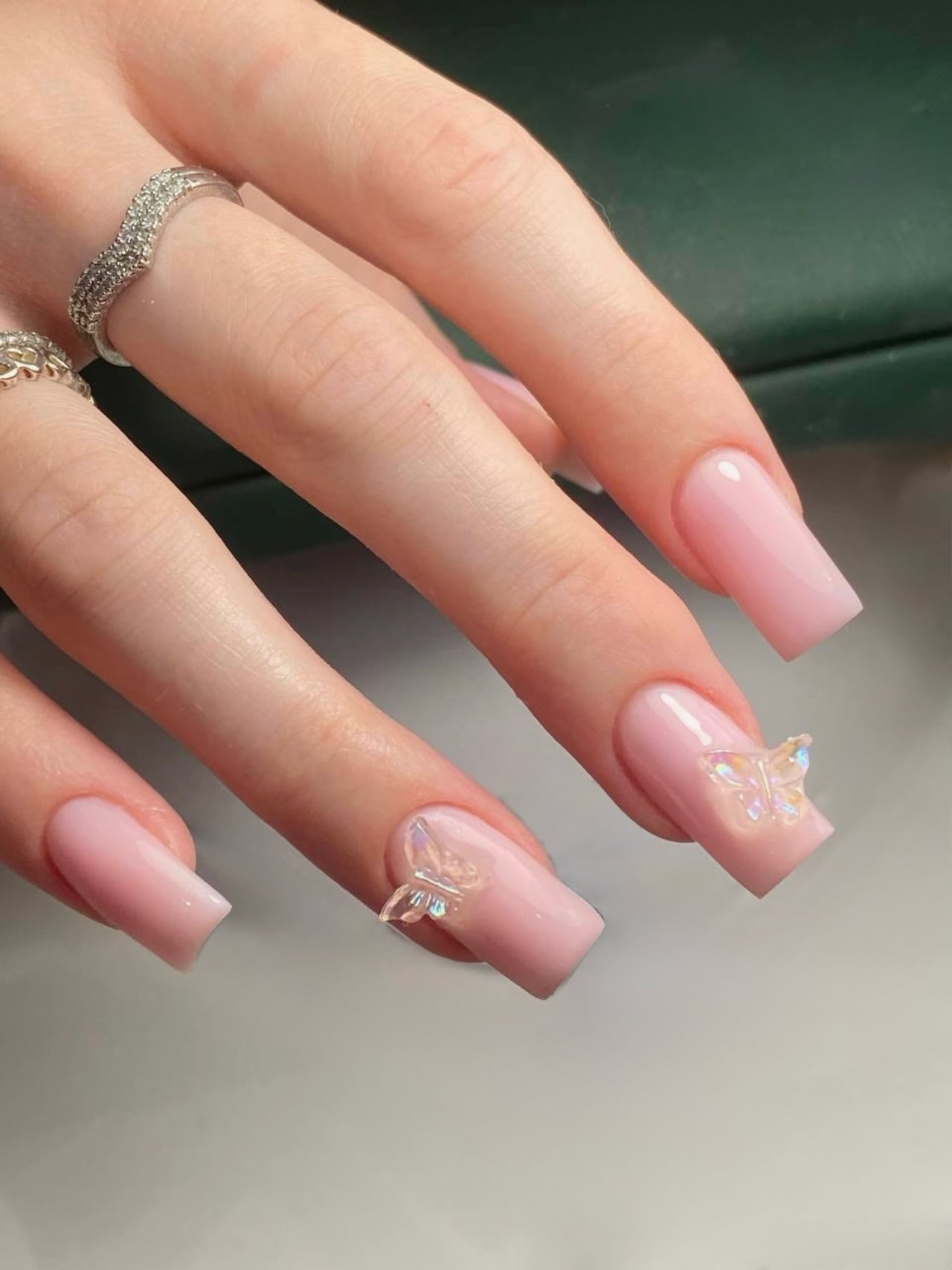 Ніжний манікюр рожевий на довгі нігті, фото - Студія краси Nail On