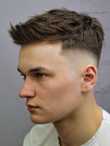 Мужская стрижка на короткие волосы фейд, фото - Барбершоп BarberHood