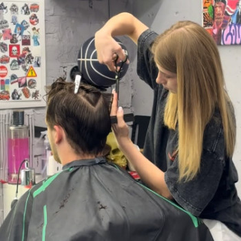 Фото с портфолио BarberHood