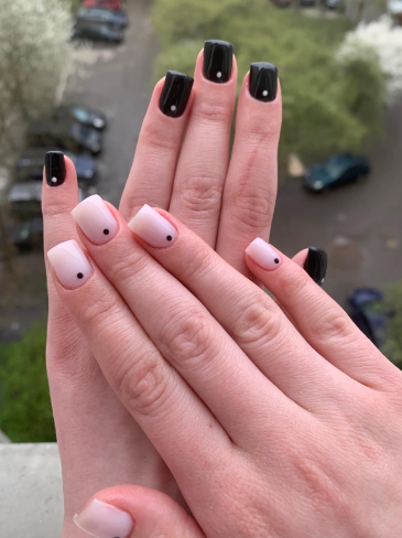 Нюдовый маникюр на квадратные ногти с точками, фото - Мастер маникюра Екатерина