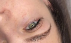 Брови та ламінування Салон краси Beauty Hub Чернігів