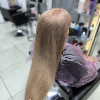 фарбування в один тон блонд