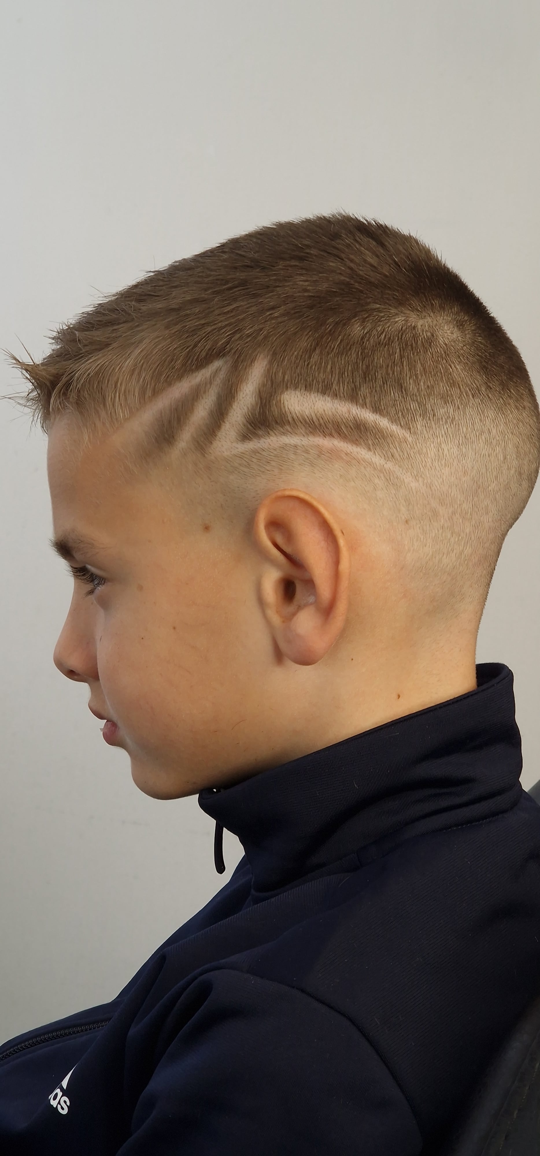 Рисунок на волосах (hair tattoo), фото - Парикмахер-универсал Ольга Шкулий