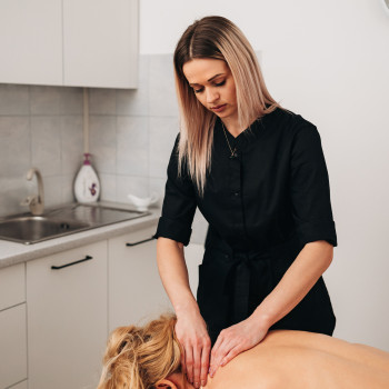 Фото с портфолио BeeHive Massage