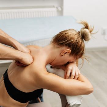 Фото с портфолио BeeHive Massage
