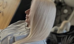 Белоснежный total blond Парикмахер-колорист Ирина Одесса
