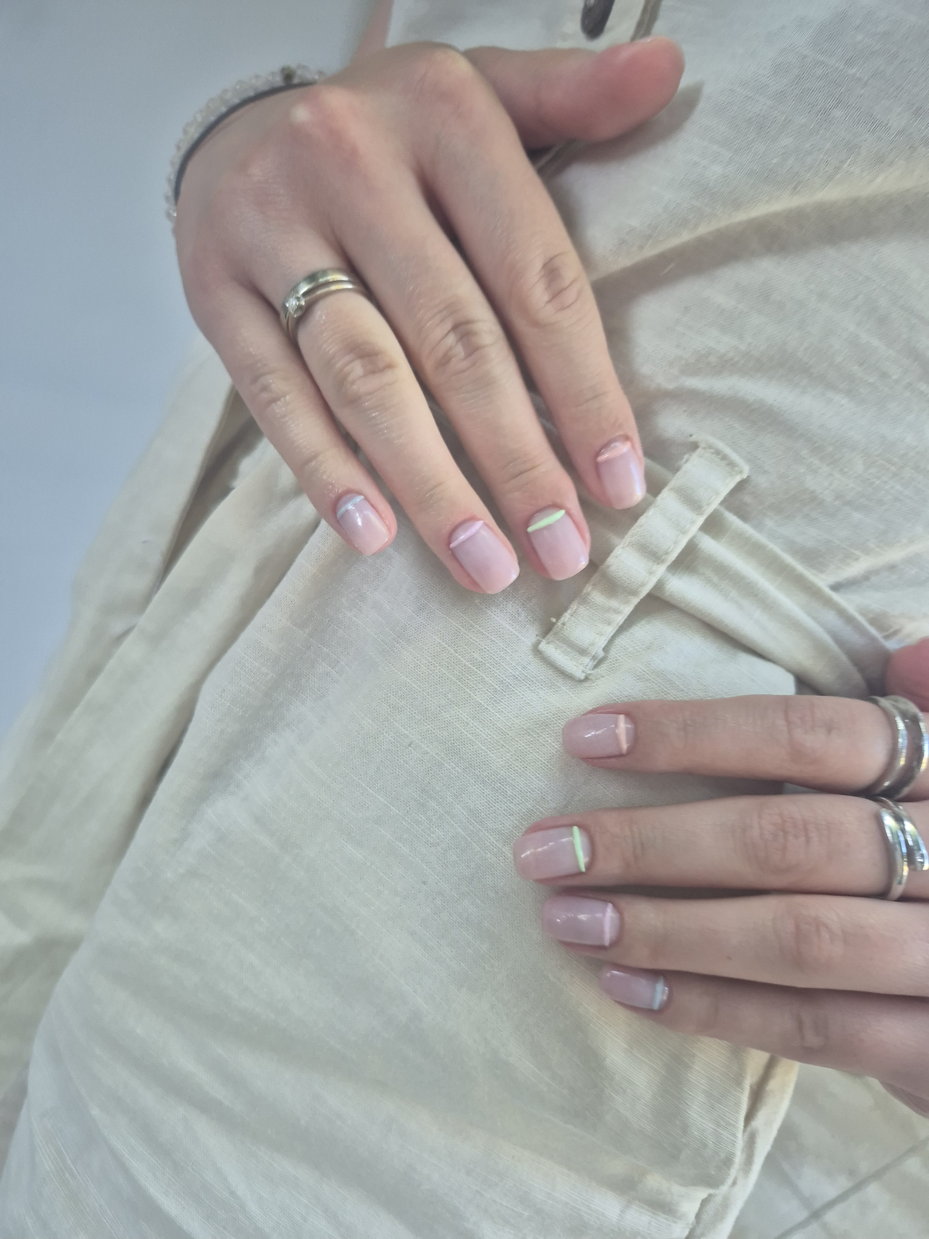Маникюр на короткие ногти нежный нюдовый, фото - Студия красоты OH NAILS