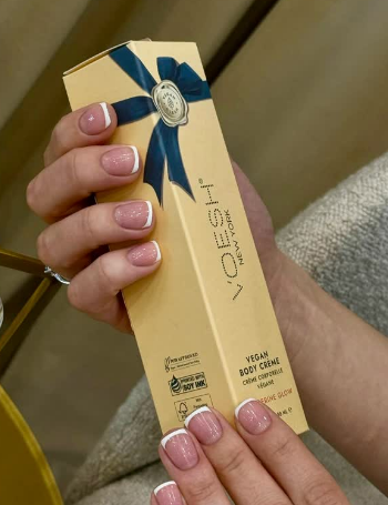 Класичний манікюр білий ніжний, фото - Нігтьова студія The 1st Nail Studio